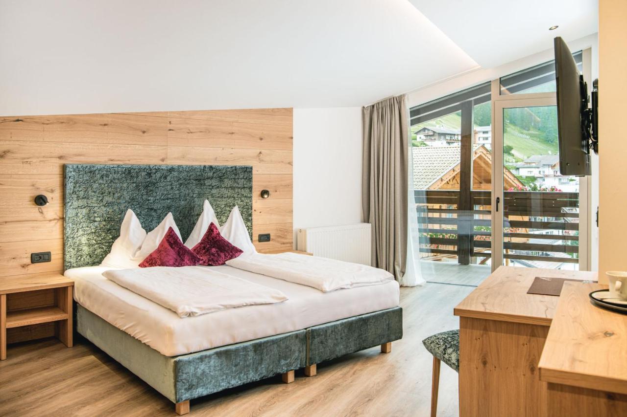 Garni Hotel Miara - Your Dolomites Home Selva di Val Gardena Exterior foto